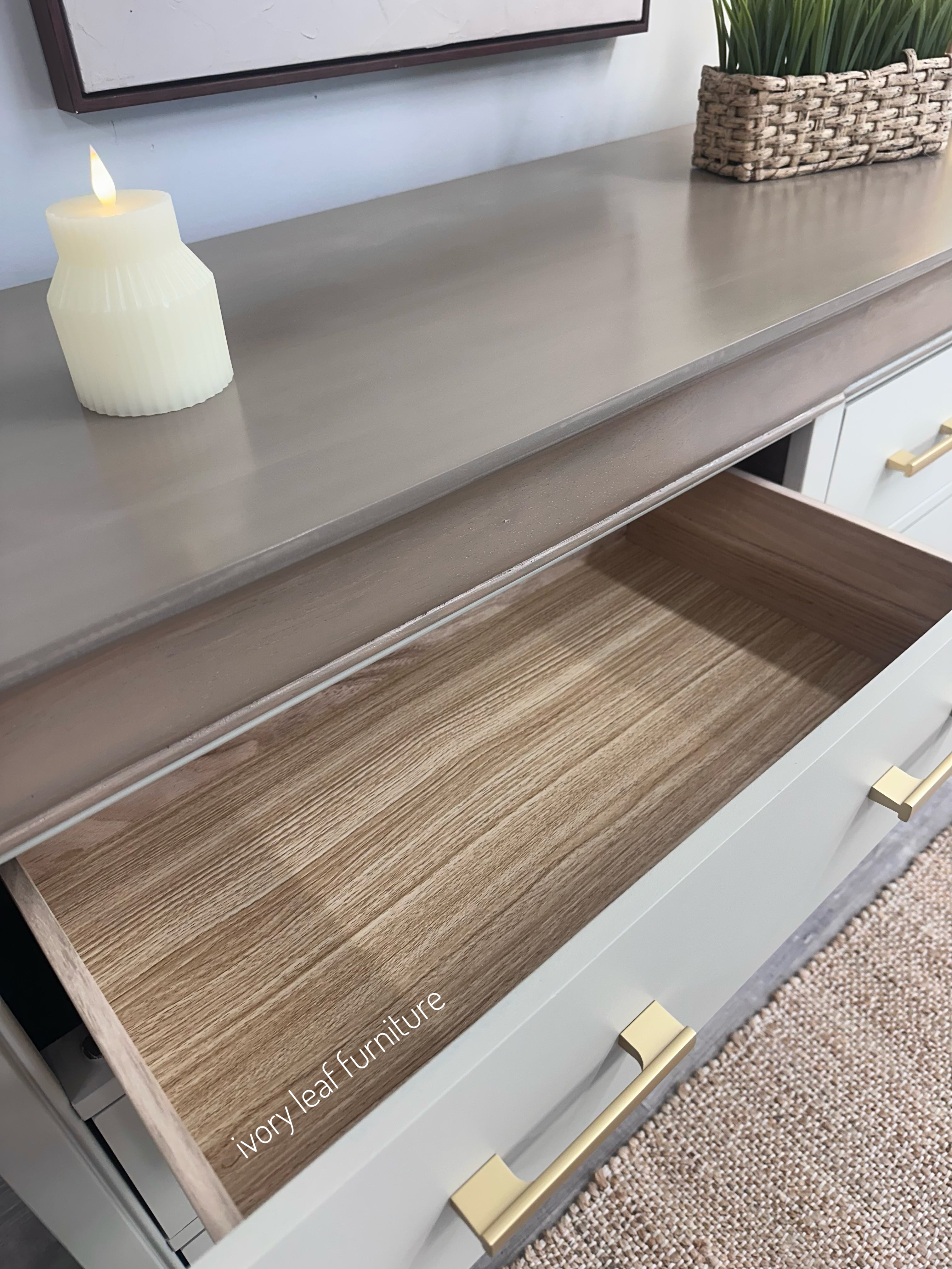 3 Piece Bedroom Set- Dresser + 2 Nightstands