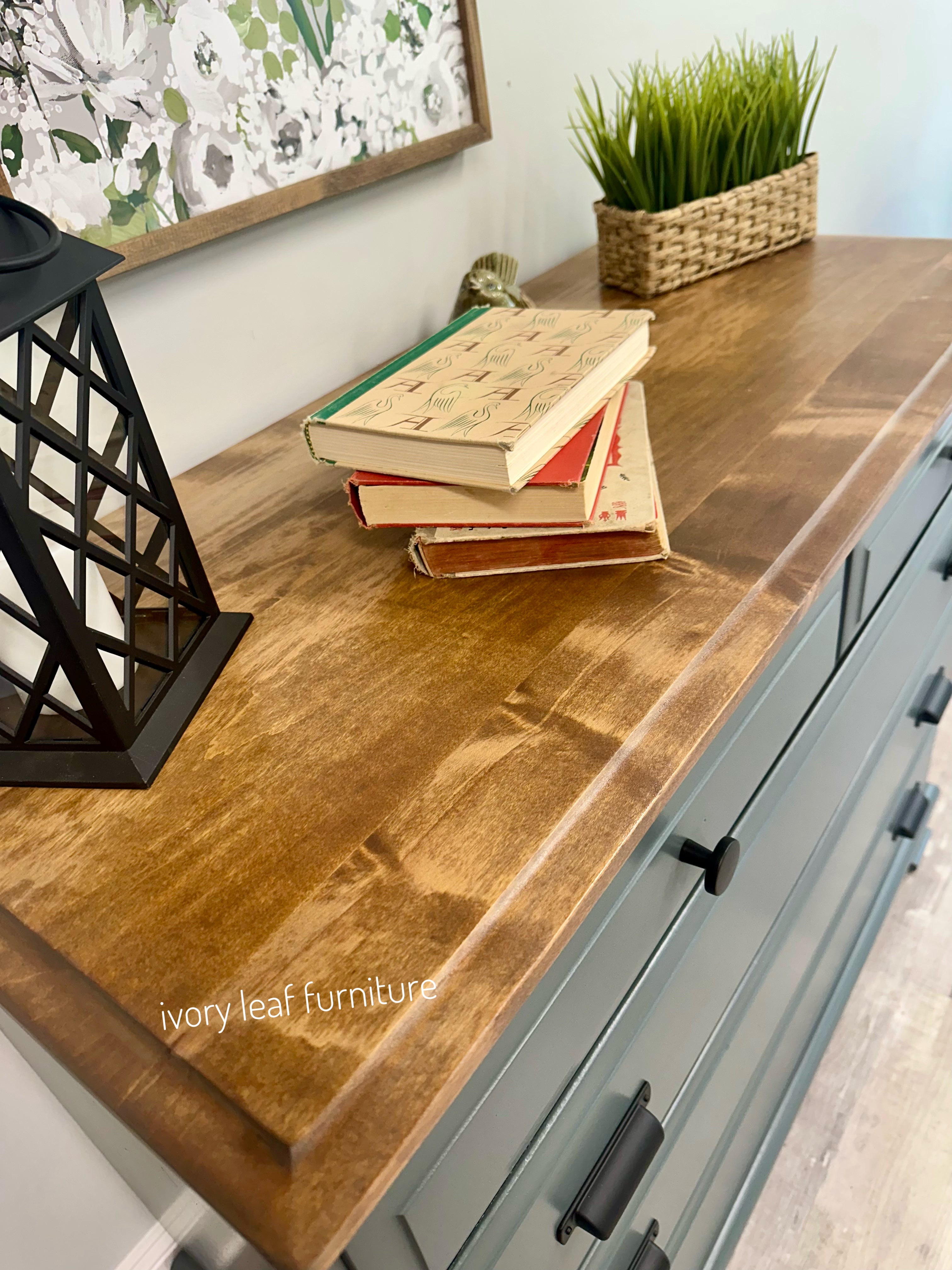 Solid Maple 5 Drawer Dresser