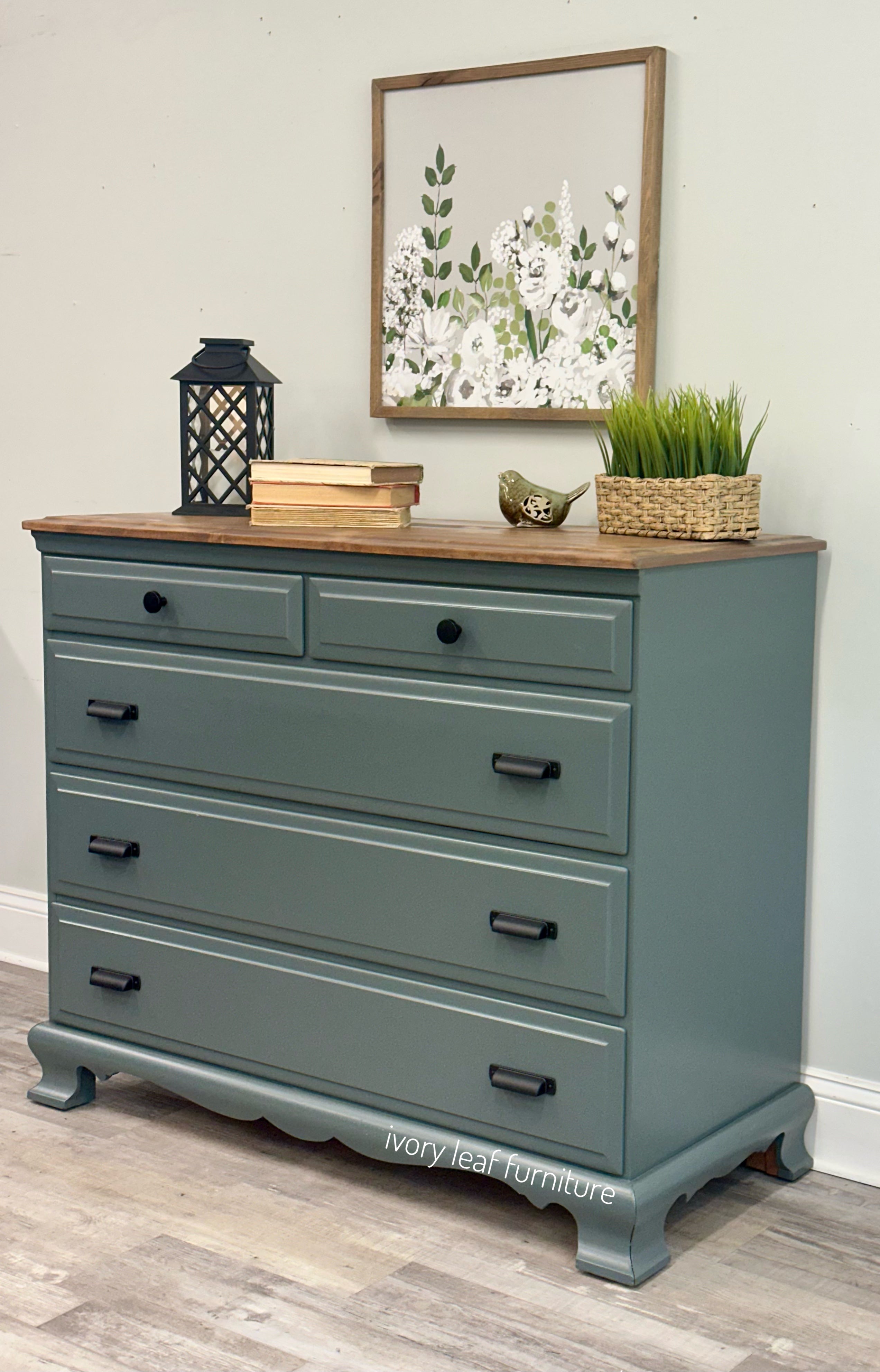 Solid Maple 5 Drawer Dresser