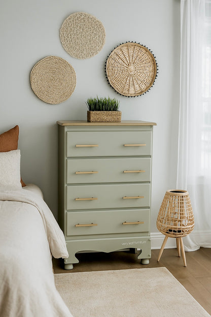 Maple 4 Drawer Dresser