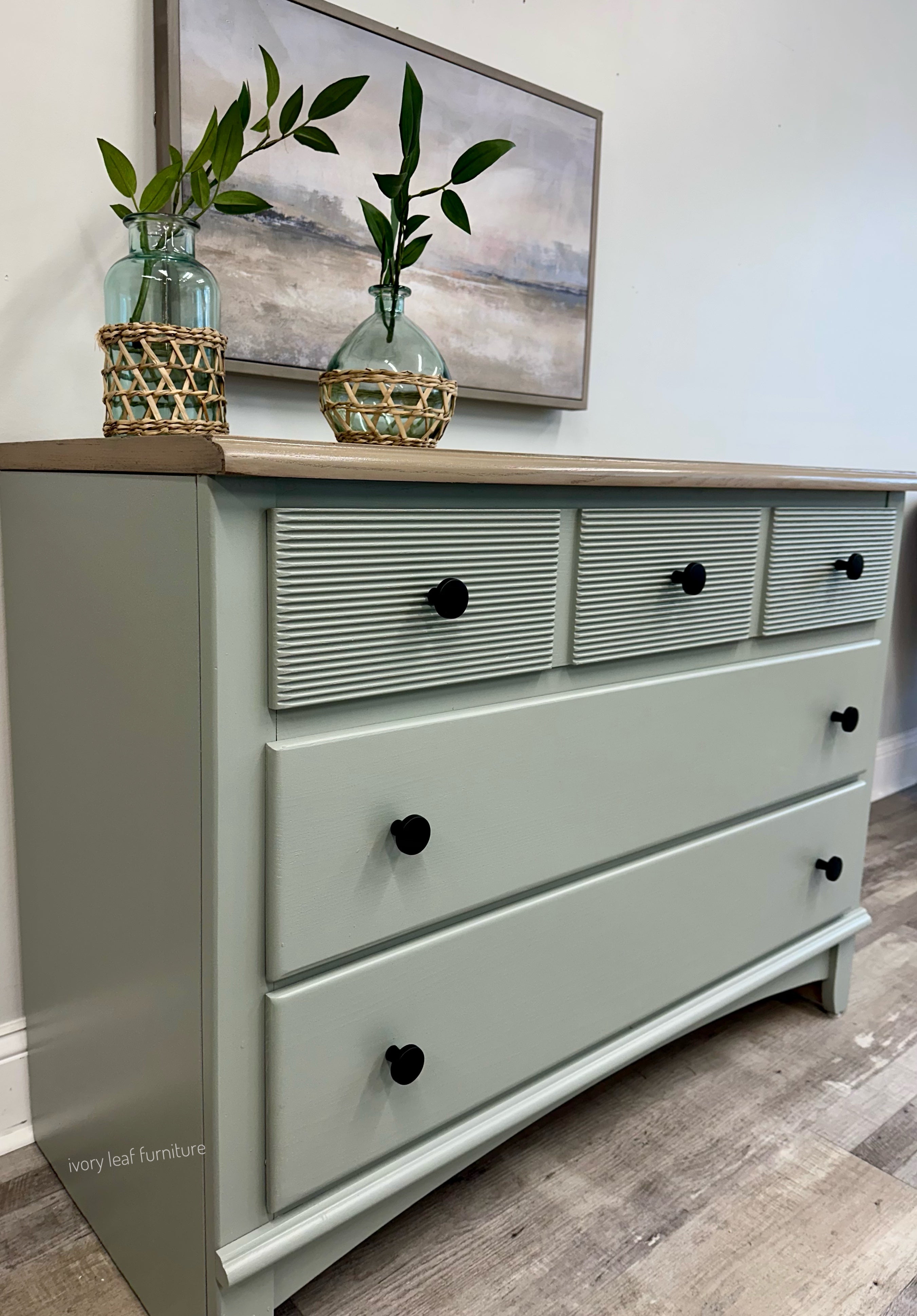 Coastal Inspired 3 Drawer Dresser Ivory Leaf Coastal Inspired 3 Drawer Dresser Ivory Leaf