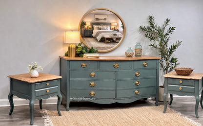 Bow-front Bedroom Set