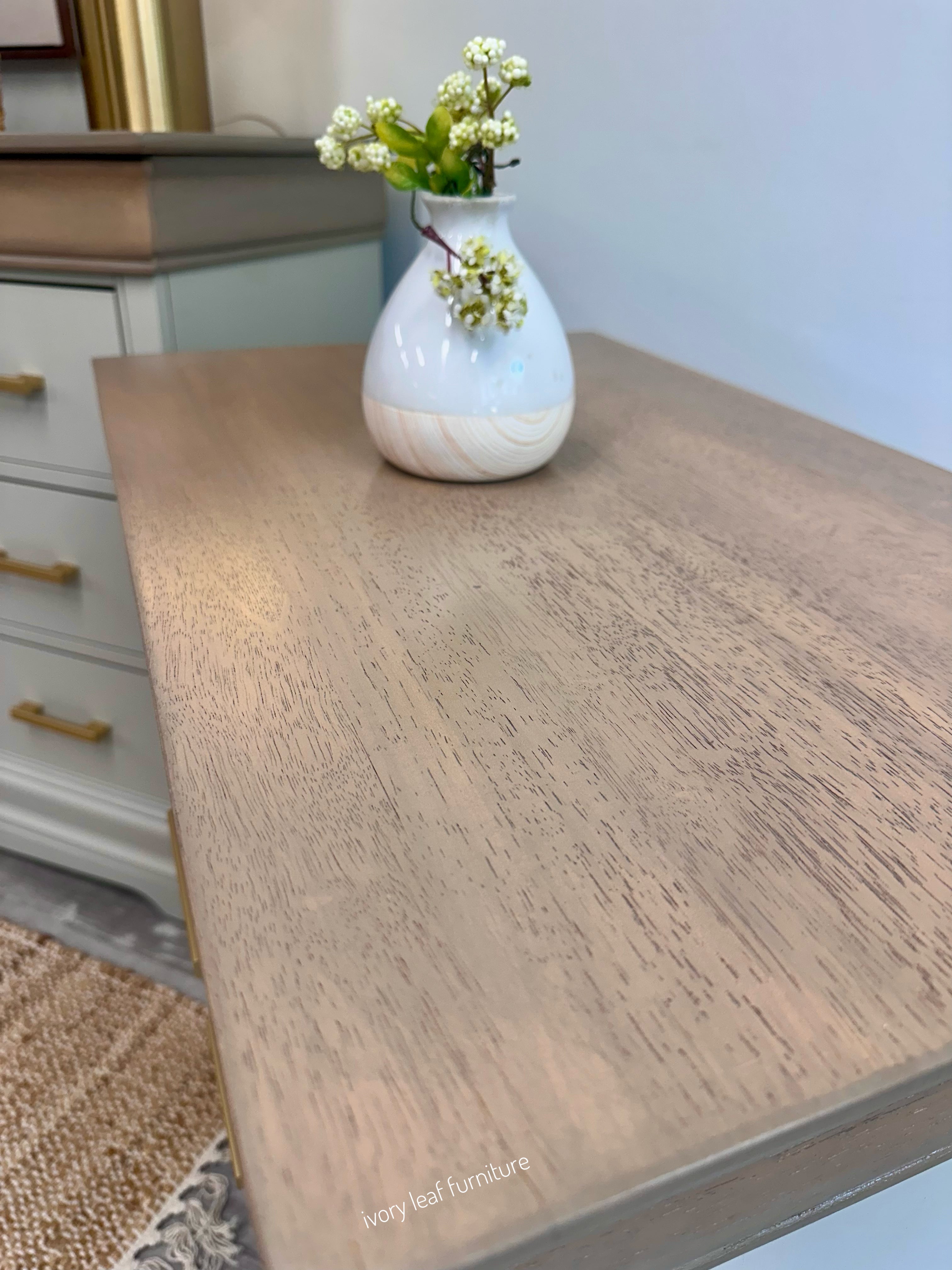 3 Piece Bedroom Set- Dresser + 2 Nightstands