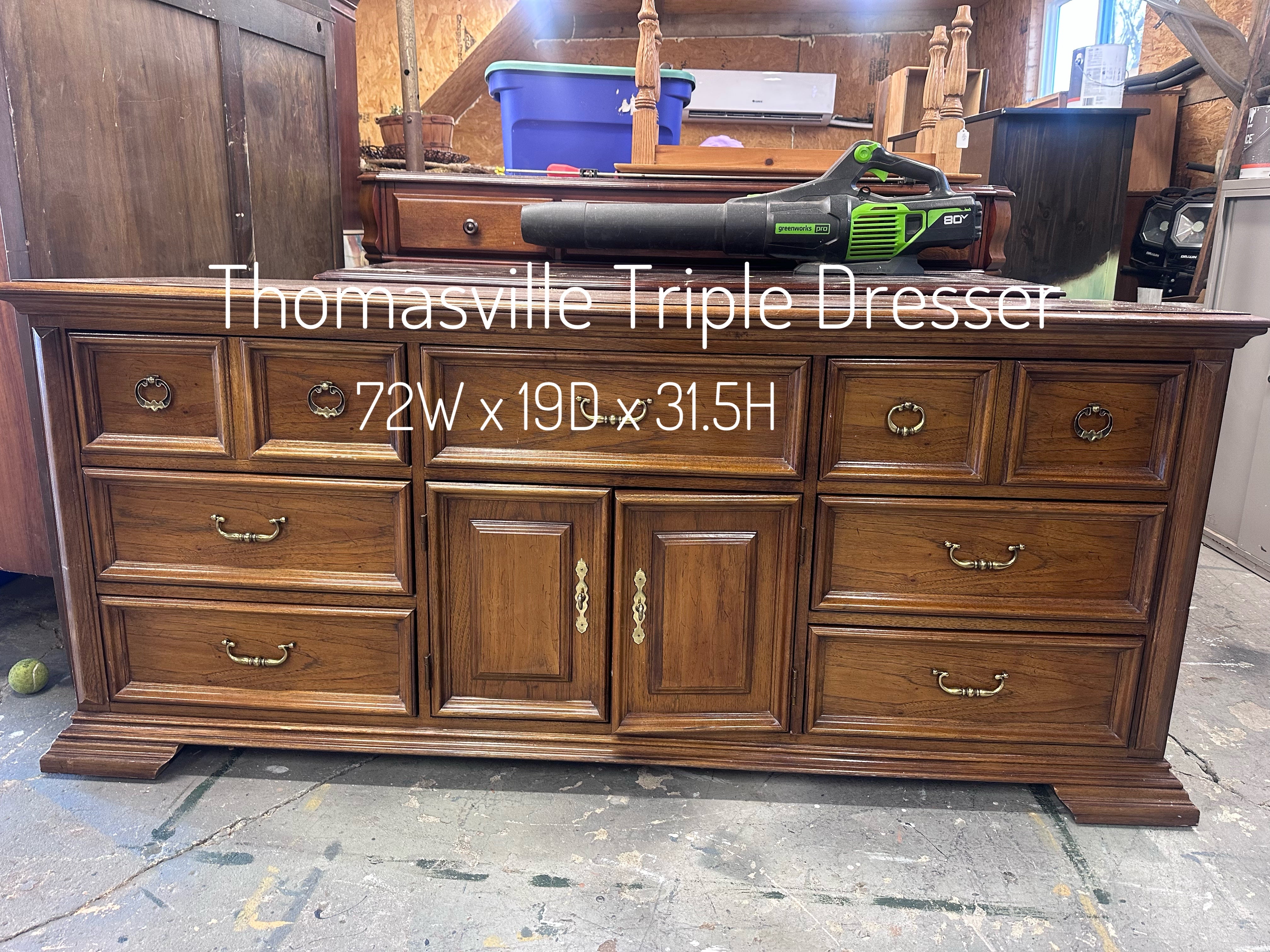 Thomasville Triple Dresser – Ivory Leaf