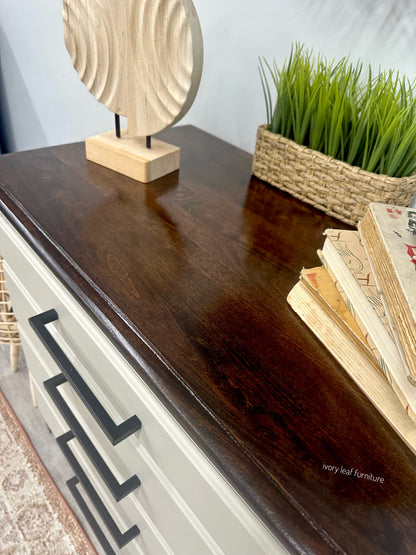 Chest of Drawer with pull out Writing Shelf