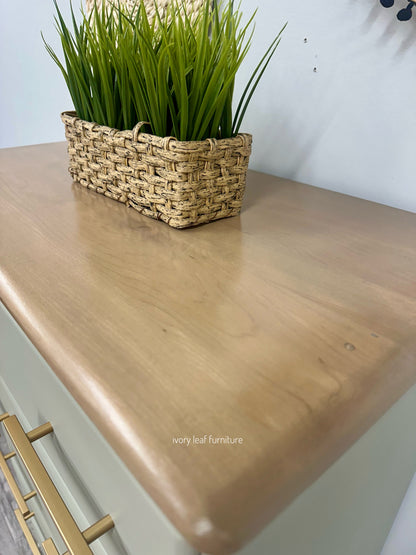 Maple 4 Drawer Dresser