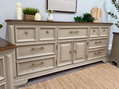 Thomasville 3-Piece Bedroom Set- Dresser + 2 Nightstands