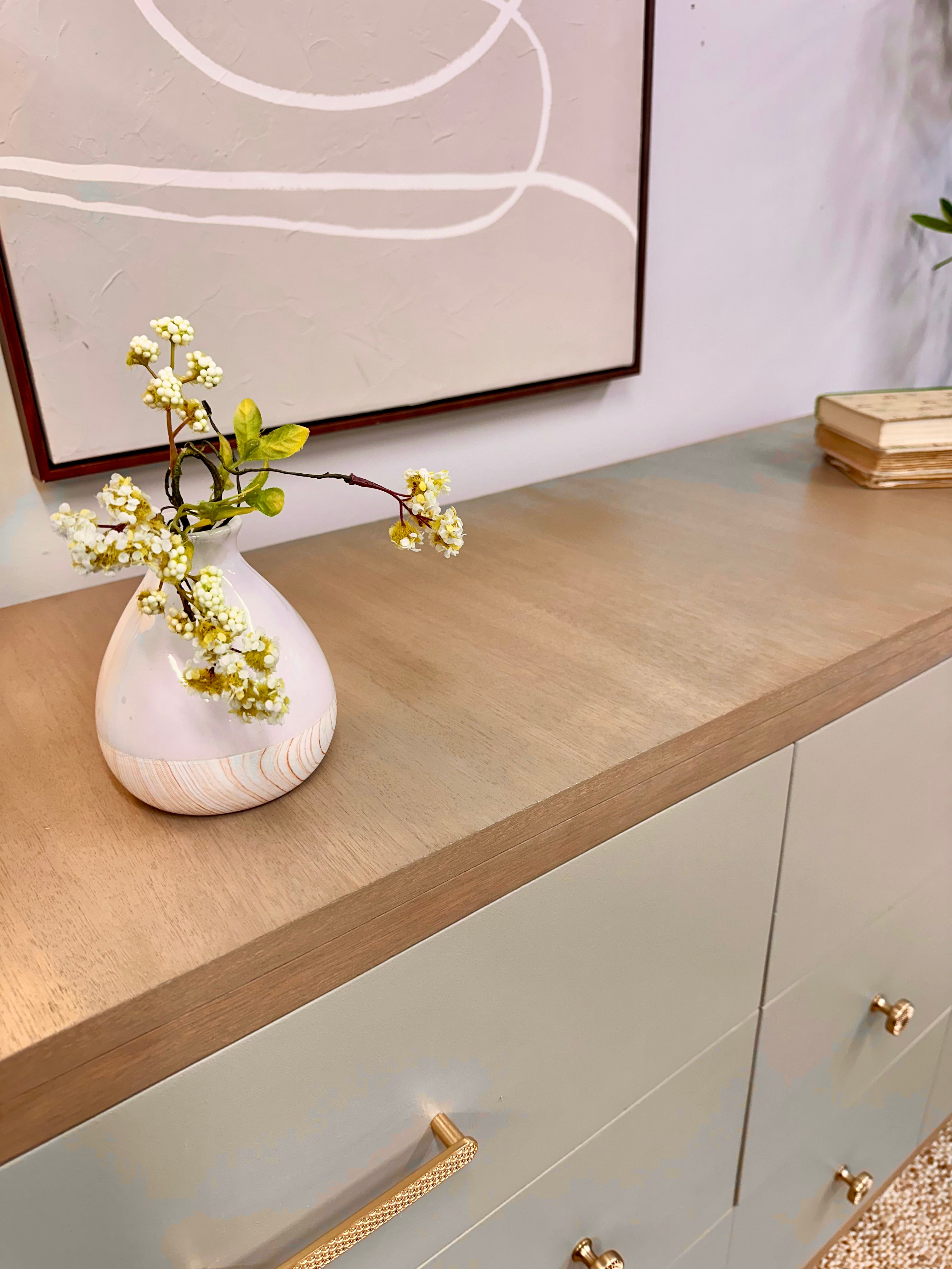 Mid Century Modern 6 Drawer Boutique Finished Dresser